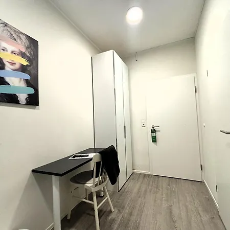 Boutique Q8 By Simplex