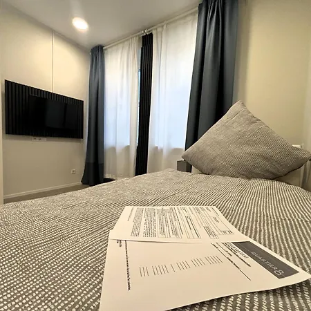 Boutique Q8 By Simplex Hotel