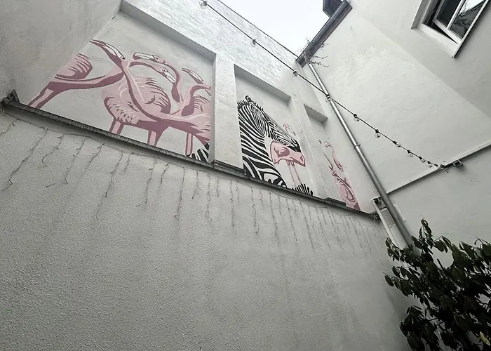 Boutique Q8 By Simplex 酒店